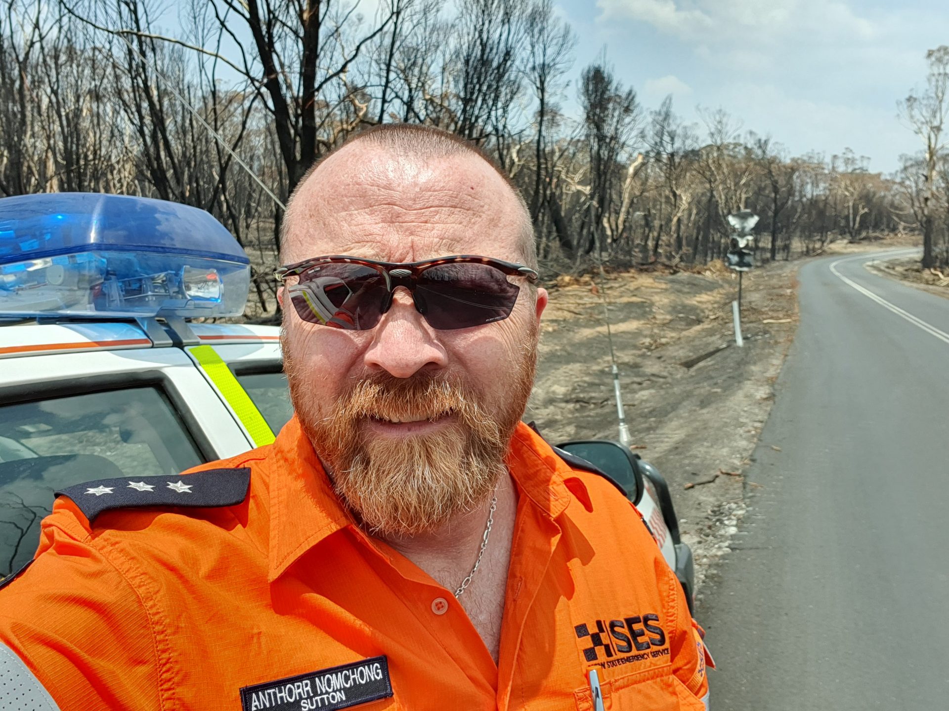Anthorr taking a selfie on bushfire affected road